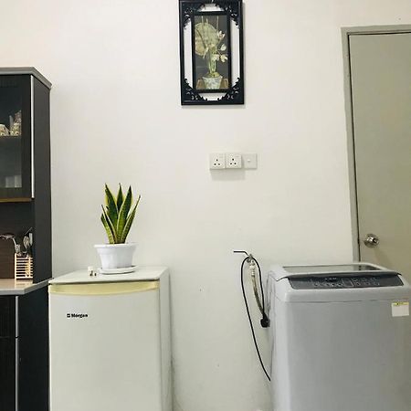Alyn Home Batu Pahat II Wifi Coway Mohd Noor Εξωτερικό φωτογραφία